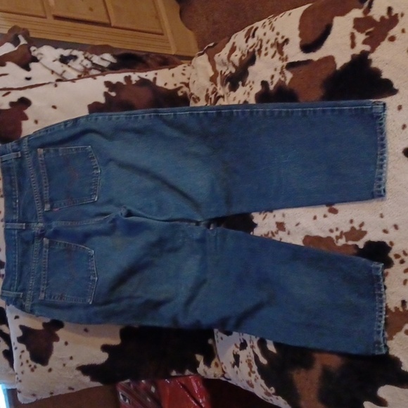 LEVIS 550, RELAXED FIT, TAPPERED LEG JEANS, SIZE 16MIS M. - Picture 5 of 8